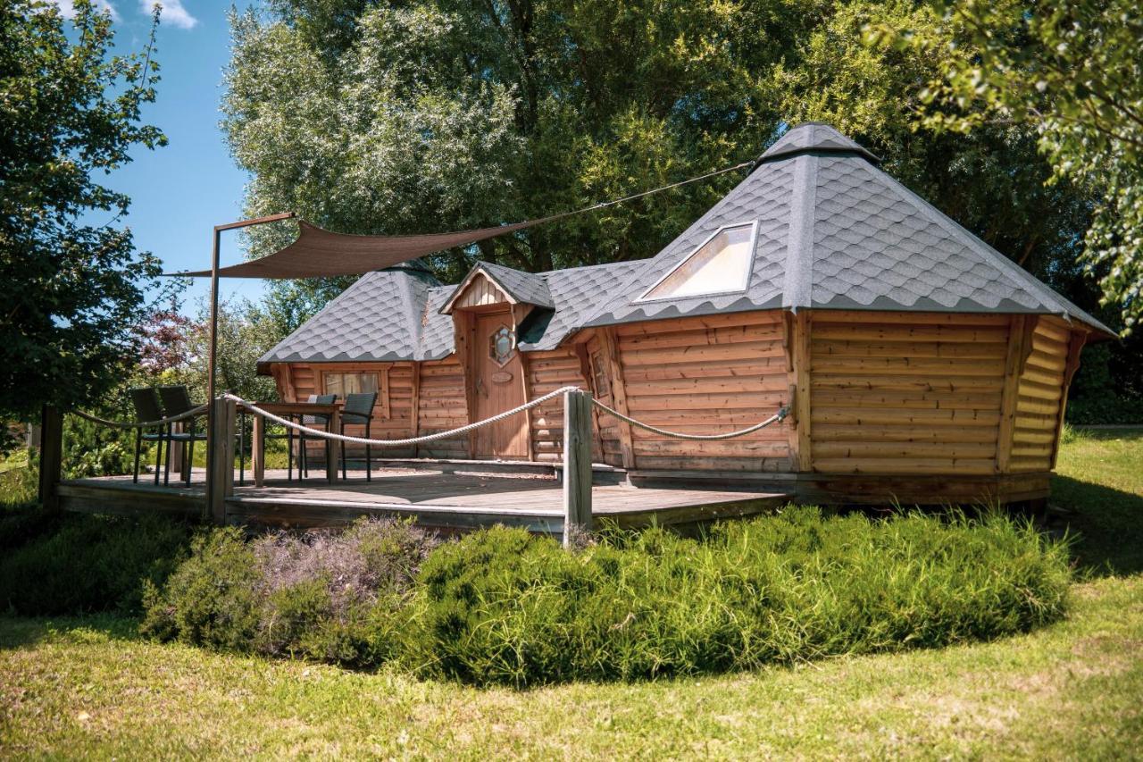 Valsoyo Aparthotel Upie Екстериор снимка